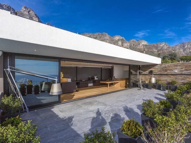 4 Bedroom Property for Sale in Camps Bay Western Cape